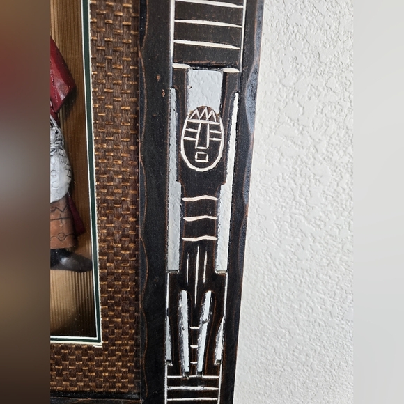 Vintage African Culture Women Carrying Fruit-Her Child Shadow Box Wood Tribal - Picture 8 of 13